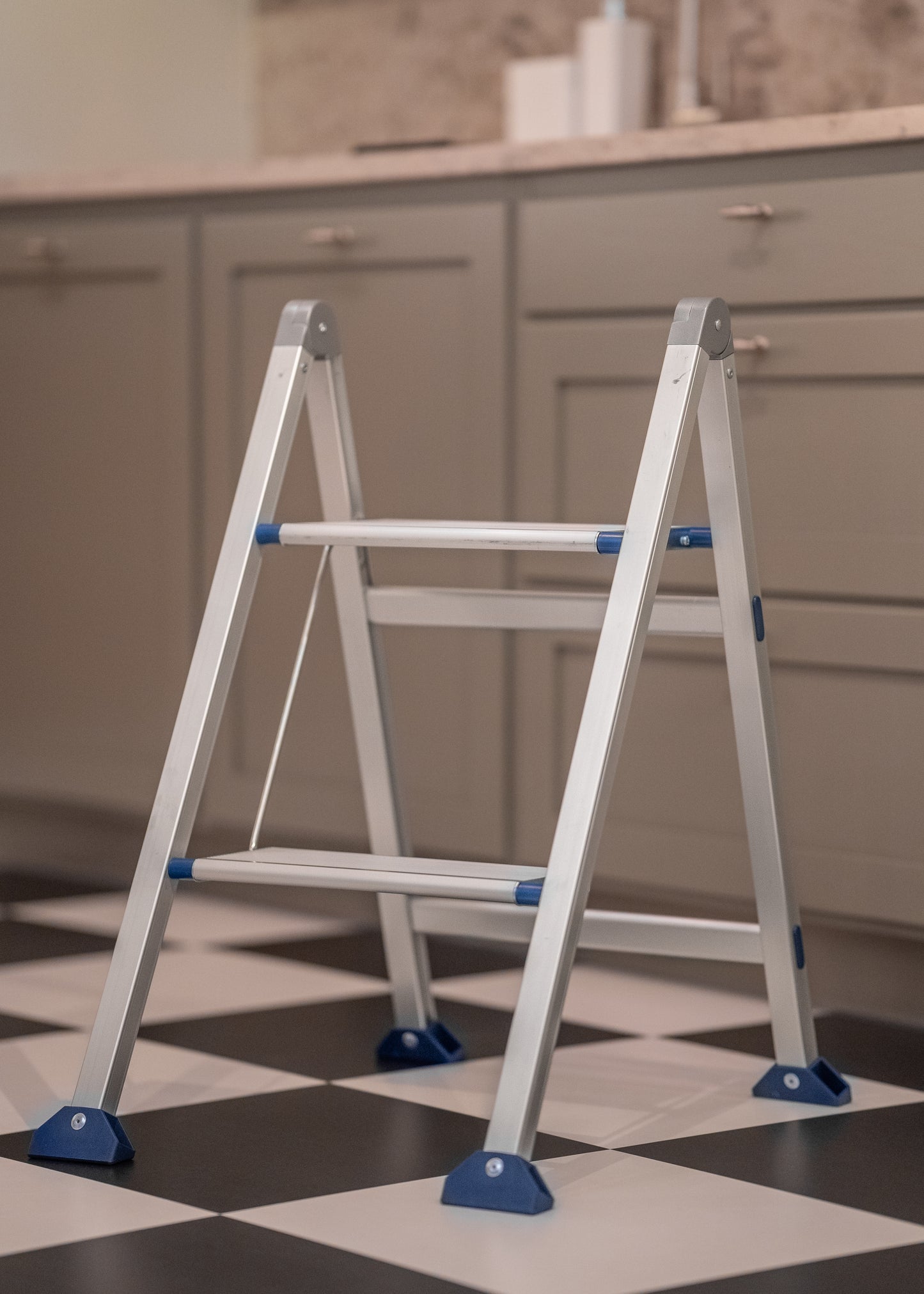 Arbetspall Slimstep 2-steg