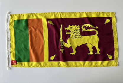 Sri Lankas flagga Flaggfabriken Kronan