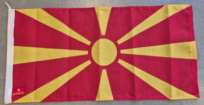 Nordmakedoniens flagga Flaggfabriken Kronan